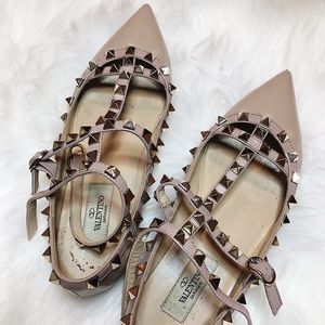 Authentic Valentino nude flats
